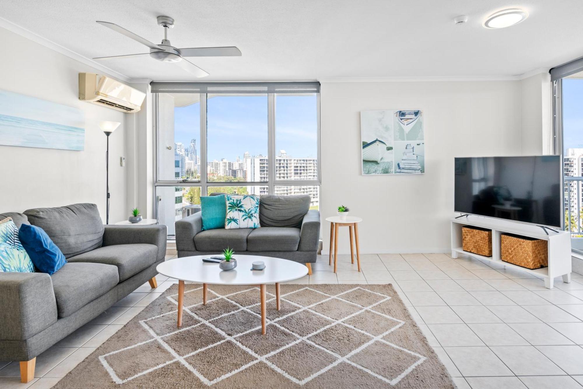 Moorings On Cavill Surfers Paradise Gold Coast